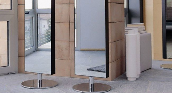 Зеркало напольное на подставке Зеркало напольное на подставке