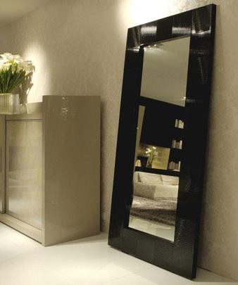 Зеркало напольное в багете Зеркало напольное в багете