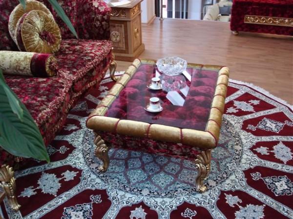 Московский рынок предлагает тысячу ковров