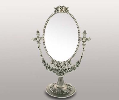 Настольное зеркало из серебра
