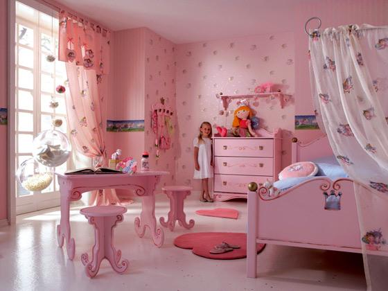 Дизайнерская мебель для комнаты девочки