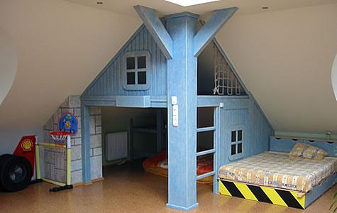 Угловая организация для детской комнаты