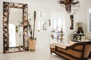 Напольное зеркало в интерьере милой сердцу квартире Напольное зеркало в интерьере милой сердцу квартире