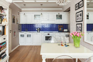 Дом Нади Зотовой, которая никак не хочет расставаться с Переделкино Дом Нади Зотовой, которая никак не хочет расставаться с Переделкино