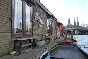 Необычный дом на воде Необычный дом на воде