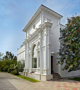 Два дома в одном Александра Гликмана Два дома в одном Александра Гликмана