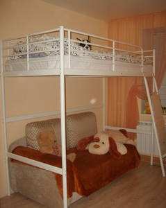 Кровать-чердак для детской комнаты