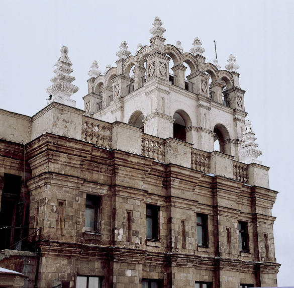 Сталинская высотка в Москве фото 2
