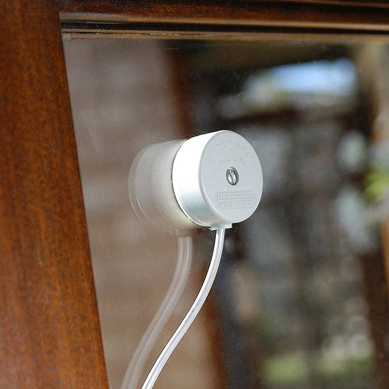 Охранный датчик на стеклопакете