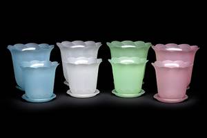 Светящиеся кашпо на окно в доме и на улице