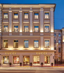 Гуччи стала флагманским бутиком в центре российской столицы
