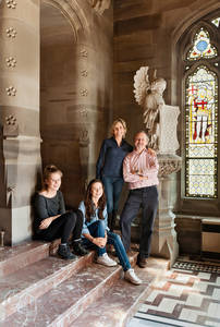 Старинный замок леди и лорда Джералд Фицалан Говард