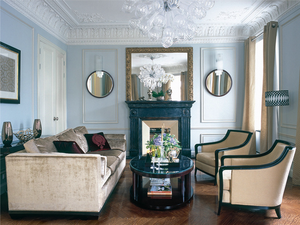 Необычная ваза для цветов: стекло готово раскрыть тайны будущего